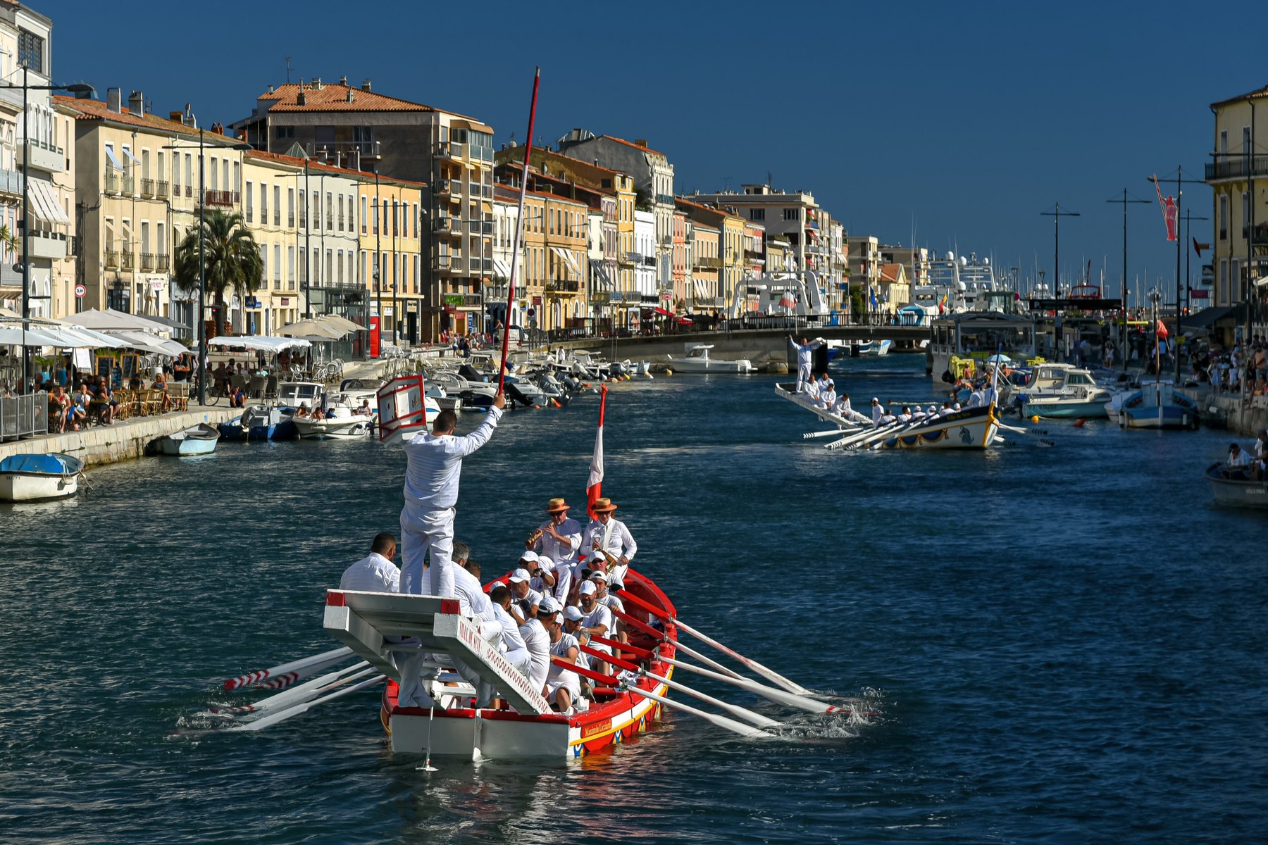 Water jousting on the Canal Royal in Sète, with stands on the docks
