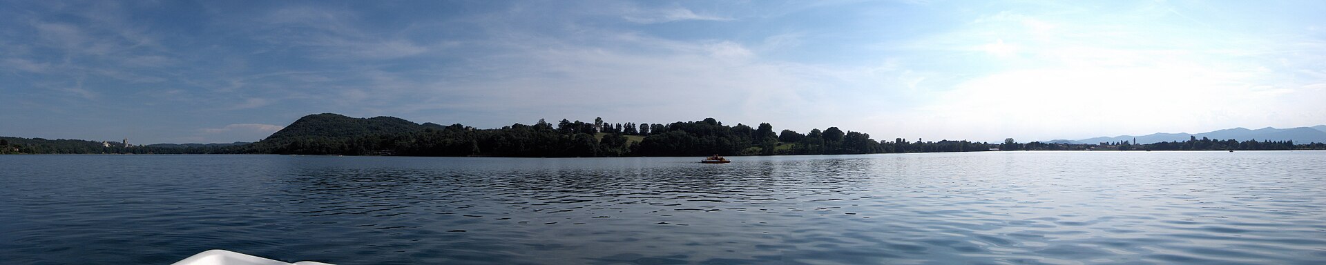 Lago di Monate